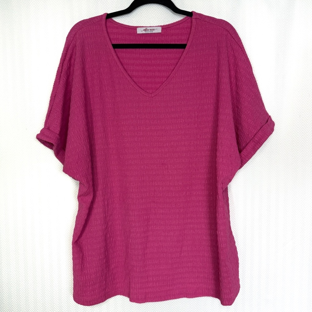 Ashlee Marie Boutique Pink V-Neck Top Size XL